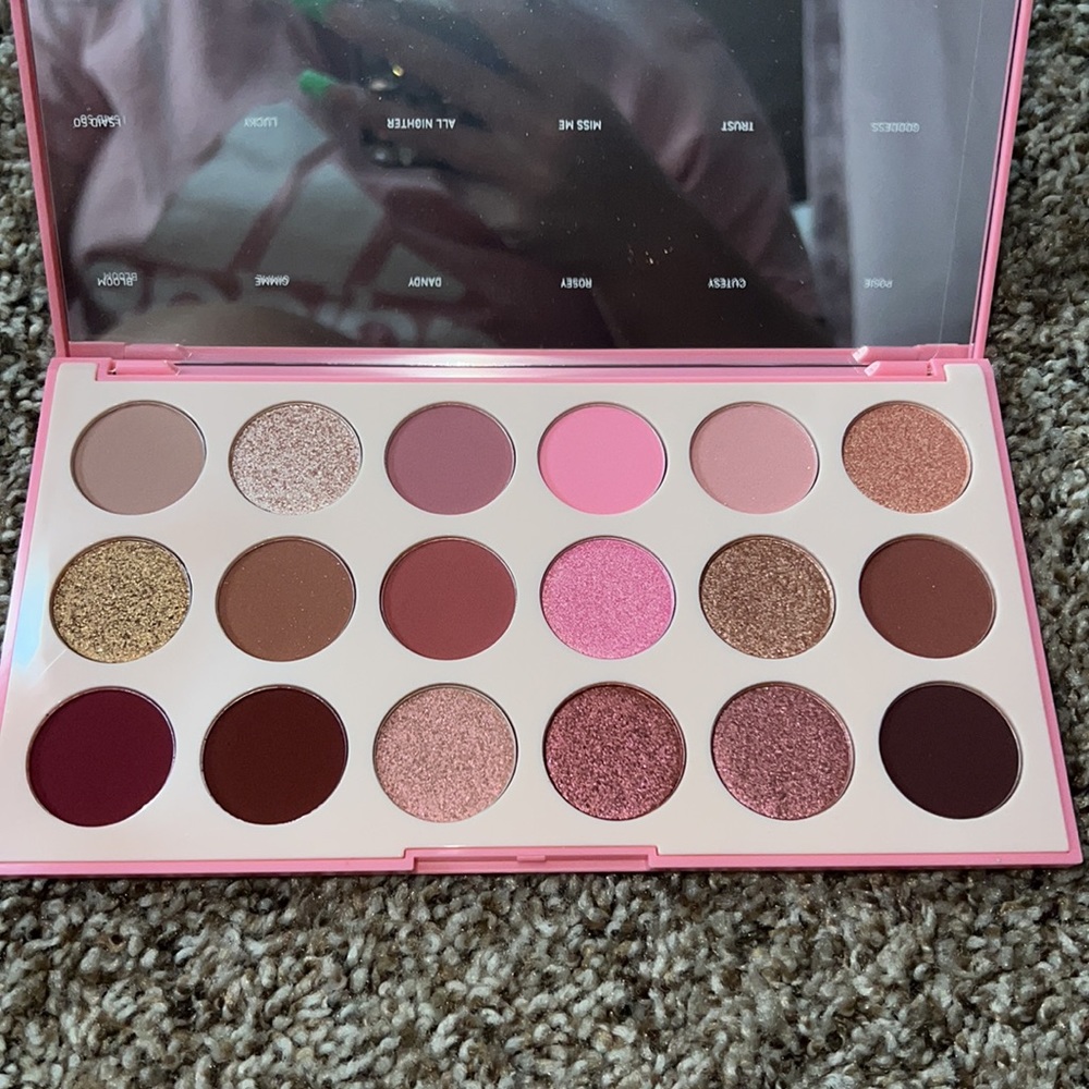 Morphe va va bloom